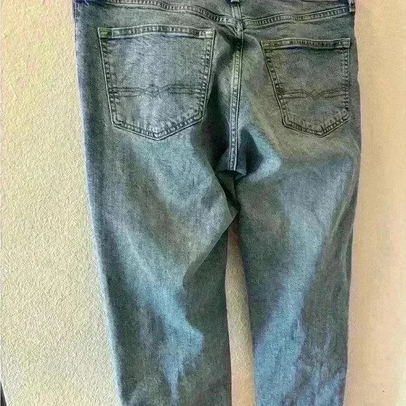 Denizen from Levi’s jeans collection - Picture 3 of 3